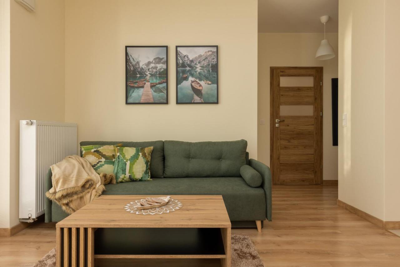 Cosy Apartment Bialej Floty With Parking By Noclegi Renters Varsovie Extérieur photo