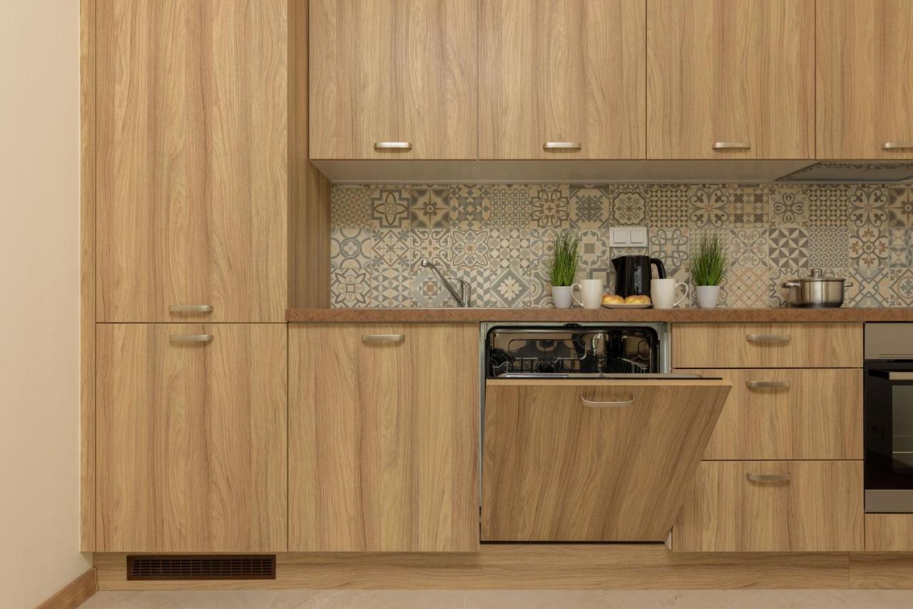 Cosy Apartment Bialej Floty With Parking By Noclegi Renters Varsovie Extérieur photo